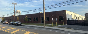 590 Oak St, Copiague Industrial/Manufacturing Property For Sale