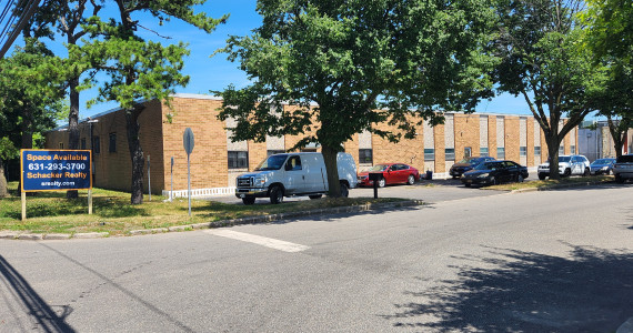 121-125 Nancy St, West Babylon Industrial Space For Lease