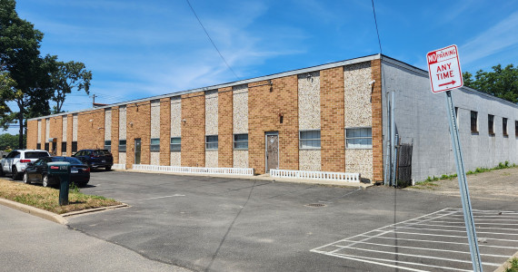 121-125 Nancy St, West Babylon Industrial Space For Lease