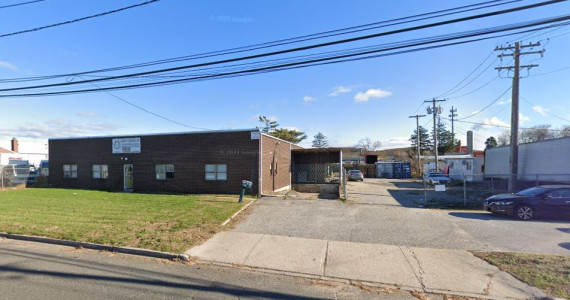 133 Cabot St, West Babylon Industrial Space For Lease