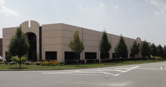 15 Michael Ave, Farmingdale Industrial/Office Space For Lease