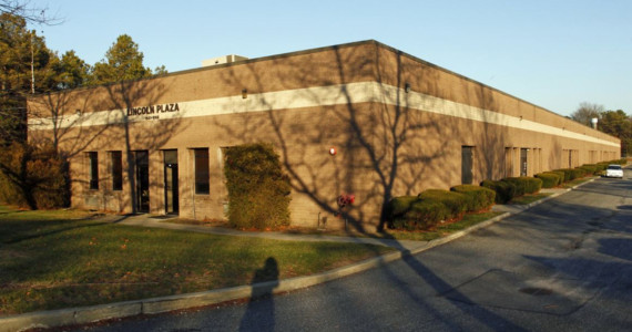 1557 Lincoln Ave, Holbrook Industrial Space For Lease