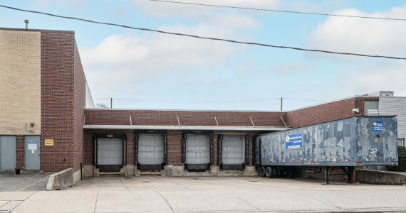 205 E 2nd St, Mineola Industrial Space For Lease