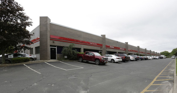 275 Marcus Blvd, Hauppauge Industrial/Office/Retail Space For Lease