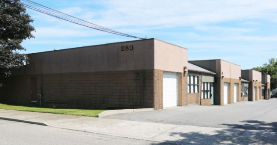 280 Suburban Ave, Deer Park Industrial Space For Lease