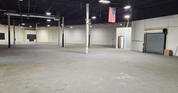 700 Broadhollow Rd, Farmingdale Industrial Space For Sublease