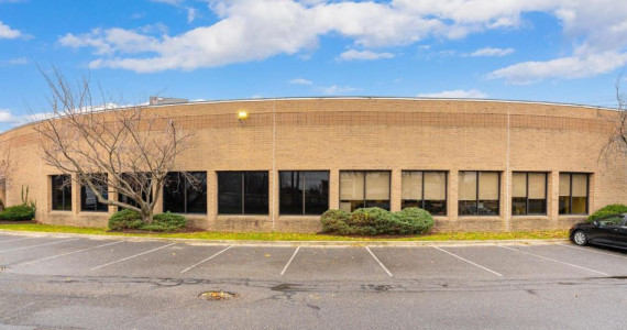 700 Broadhollow Rd, Farmingdale Industrial Space For Sublease