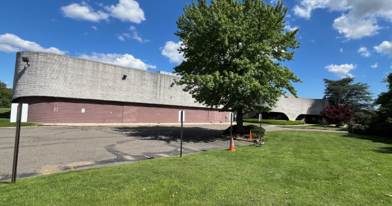 75 Adams Ave, Hauppauge Industrial Property For Sale Or Lease