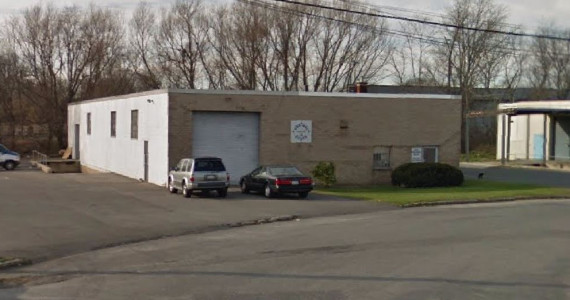 8 W Ranick Dr, Amityville Industrial Space For Lease